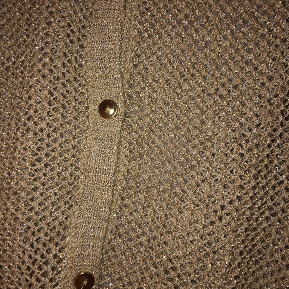 ❤️⤵️💰📦Long Sleeve Medium GOLD Shirt - Picture 5 of 7